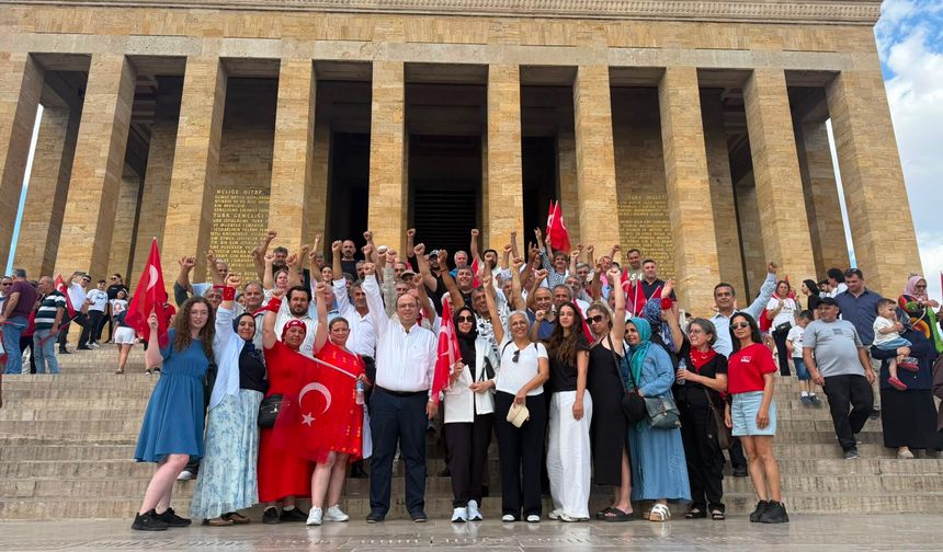 İYİ Parti Alanya Teşkilatı Ankara'daki "Bayrak Açıyorum" Mitingine Katıldı
