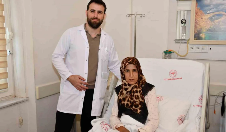 Alanya’da Bir İlk: Yemek Borusu Kanseri Kapalı Yöntemle Ameliyat Edildi