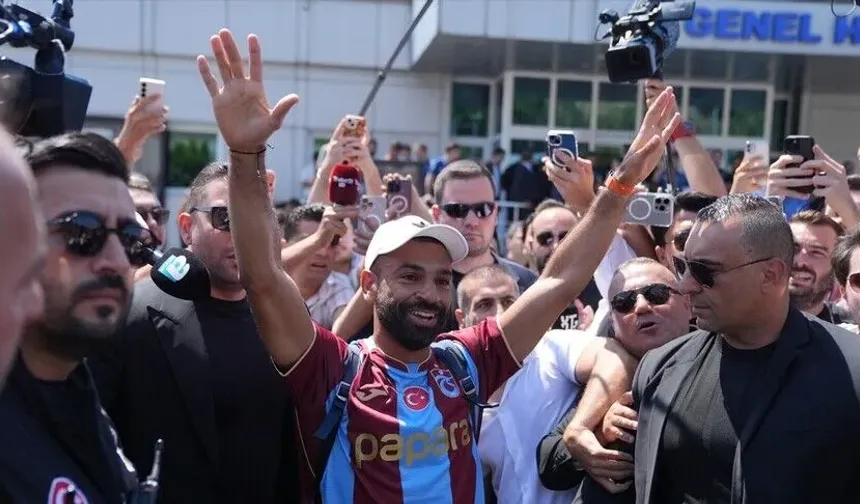 Mohamed Salah İstanbul'a Geldi: Trabzonspor'da İmza İçin Geri Sayım