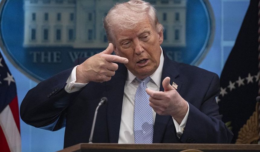 Trump'tan Umman'a Sert Tehdit: "Önümüze Çıkarsa Bombalarız"