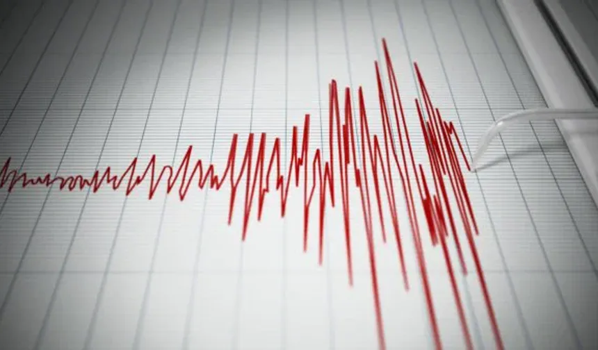İstanbul'da Art Arda İki Deprem