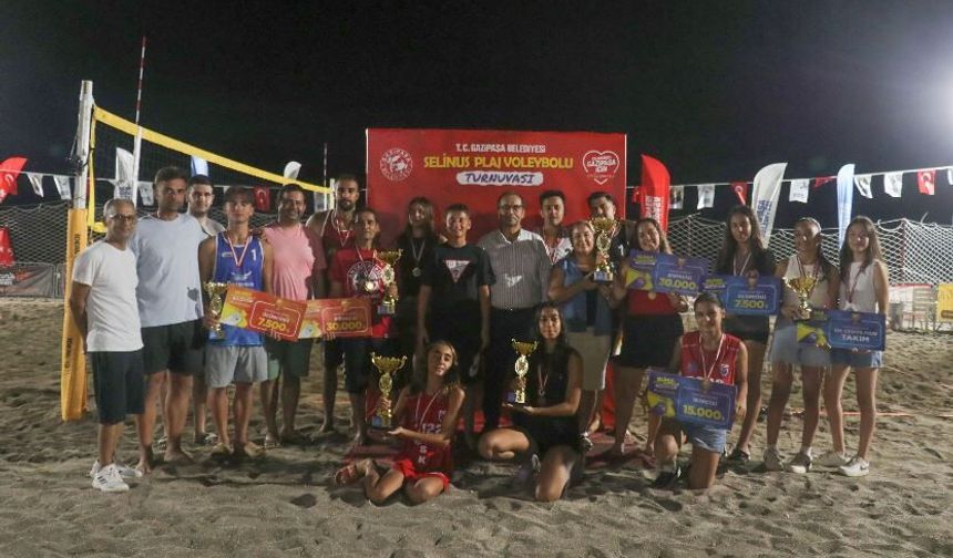 Gazipaşa Selinus Plaj Voleybolu Turnuvası Sona Erdi