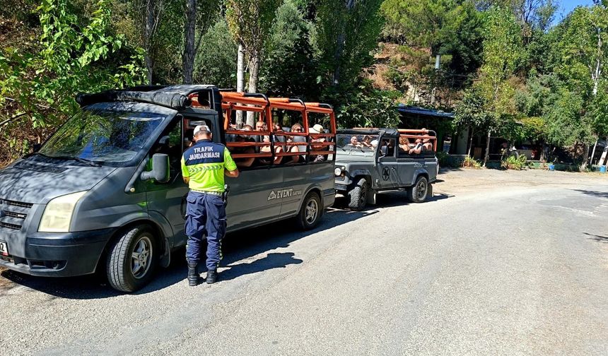 Alanya’da Safari Araçlarına Yönelik Denetim: 3 Araca 32 Bin TL Ceza