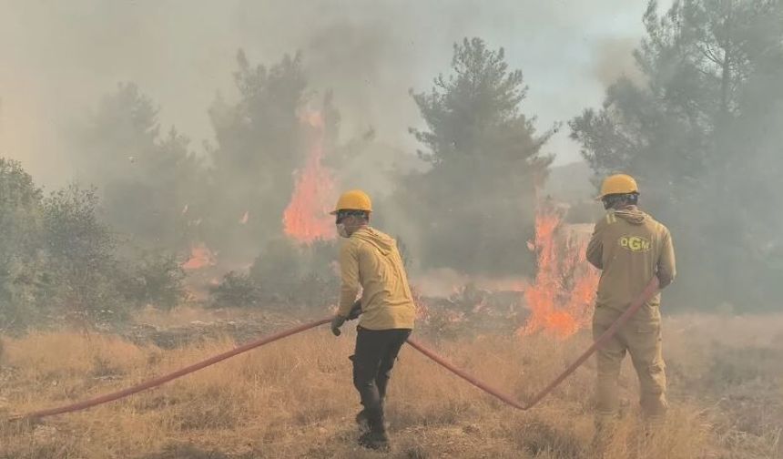 Aksu'daki Orman Yangınında 21 Saat Geride Kaldı: Ekiplerin Mücadelesi Sürüyor