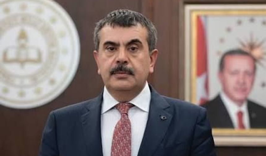 Tatiller Kalkıyor Mu? Bakan Tekin’den Milyonlarca Öğrenciyi İlgilendiren Açıklama