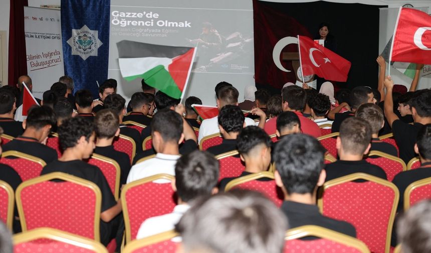 Gazze’de Öğrencilerin Eğitim Mücadelesi: Yıkıntılar Arasında Ders Başında