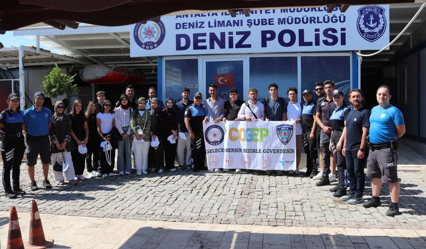 Antalya’da “Gelecek Sensin, Bizimle Güvendesin” Buluşması