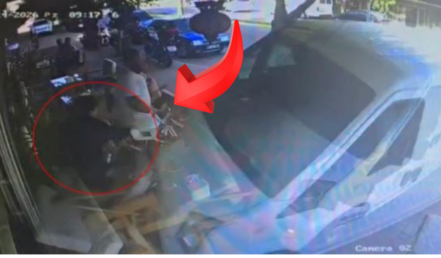 Manavgat’ta Facianın Eşiğinden Dönüldü! Minibüs Kafeye Daldı