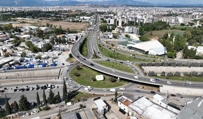 Antalya'da COP31 Nedeniyle D-400 Yoluna Kısıtlama Geliyor