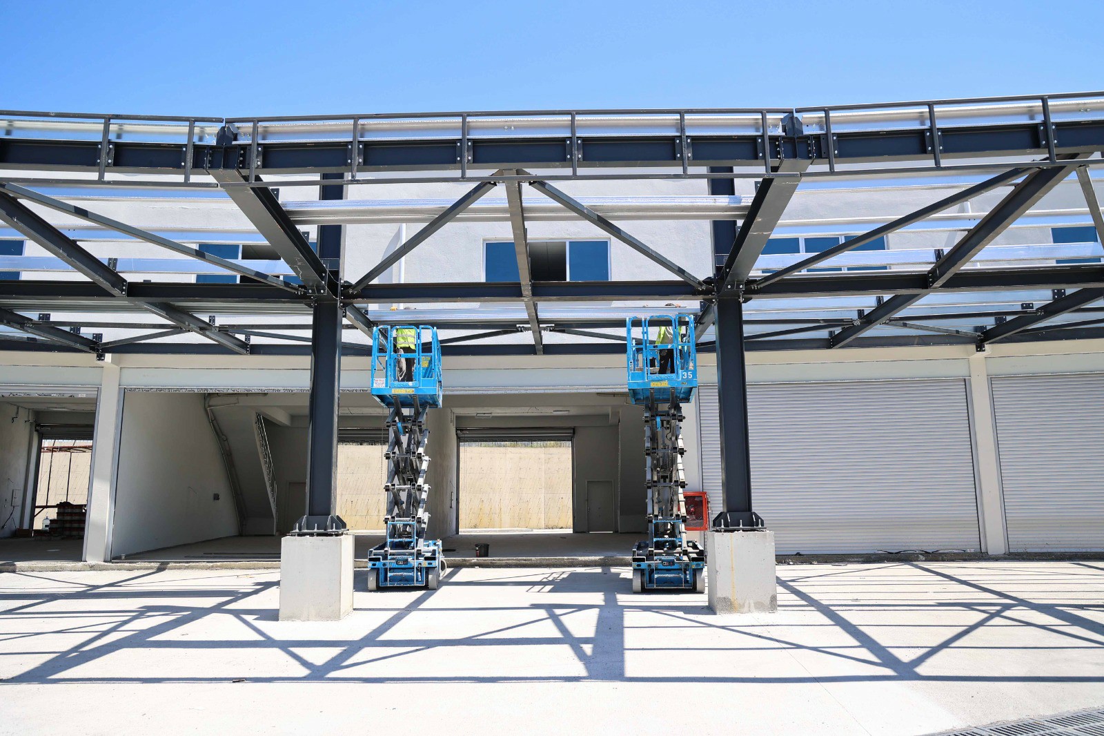 Ef220A57 99Ab 4F02 9054 Ebf69Ddcca65