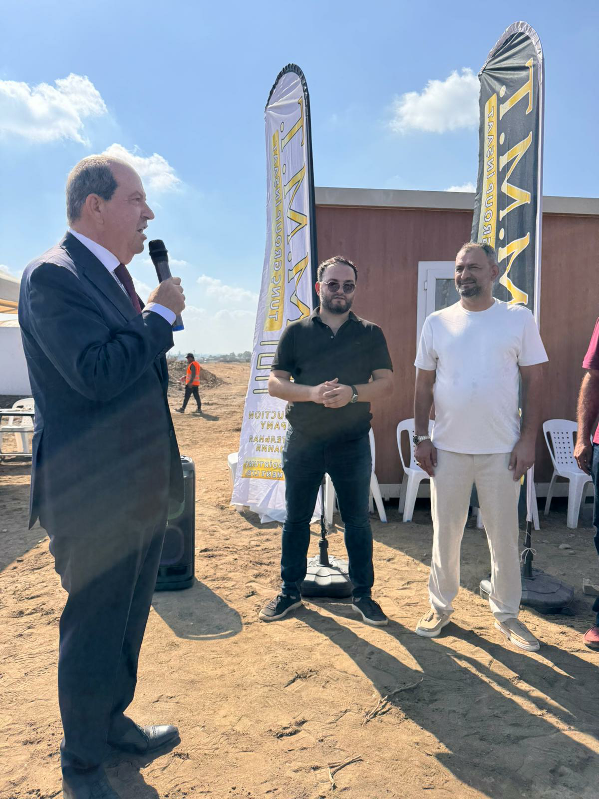 4B150F92 81Bd 4940 8Ab1 B9D302B8741F