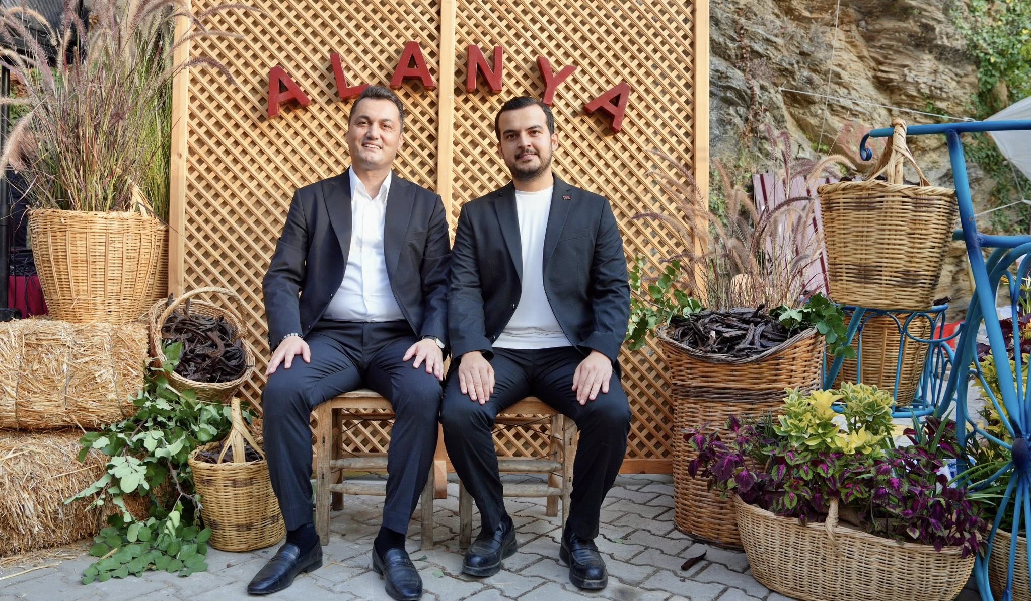 545641276 1215655580603810 5082580243933719488 N