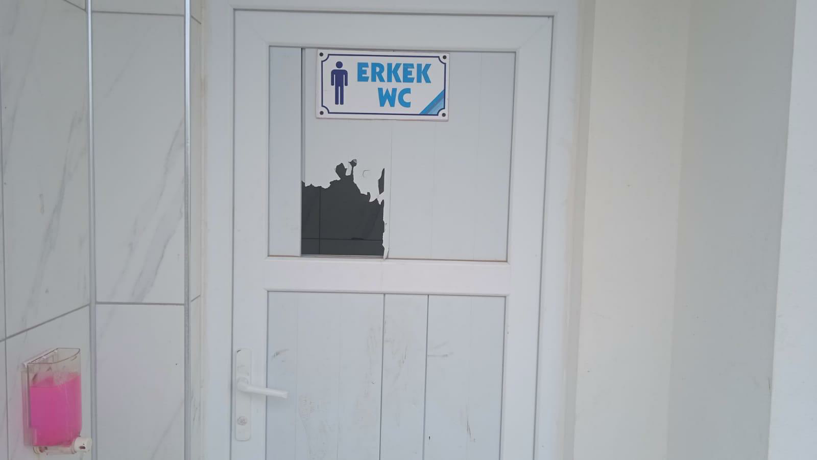 484D45E1 7Cb3 4707 94A3 61Abddd7A6A1