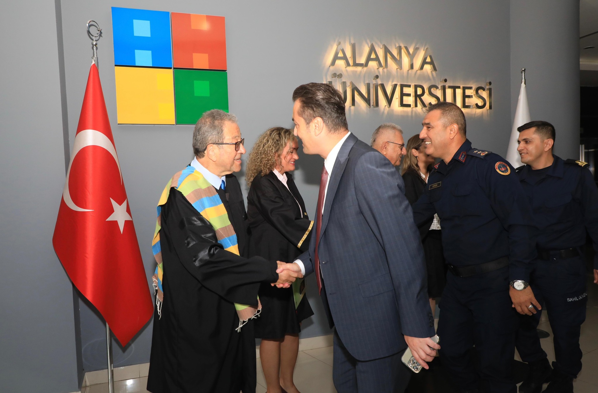 571244901 830263422692366 7882005047848806646 N