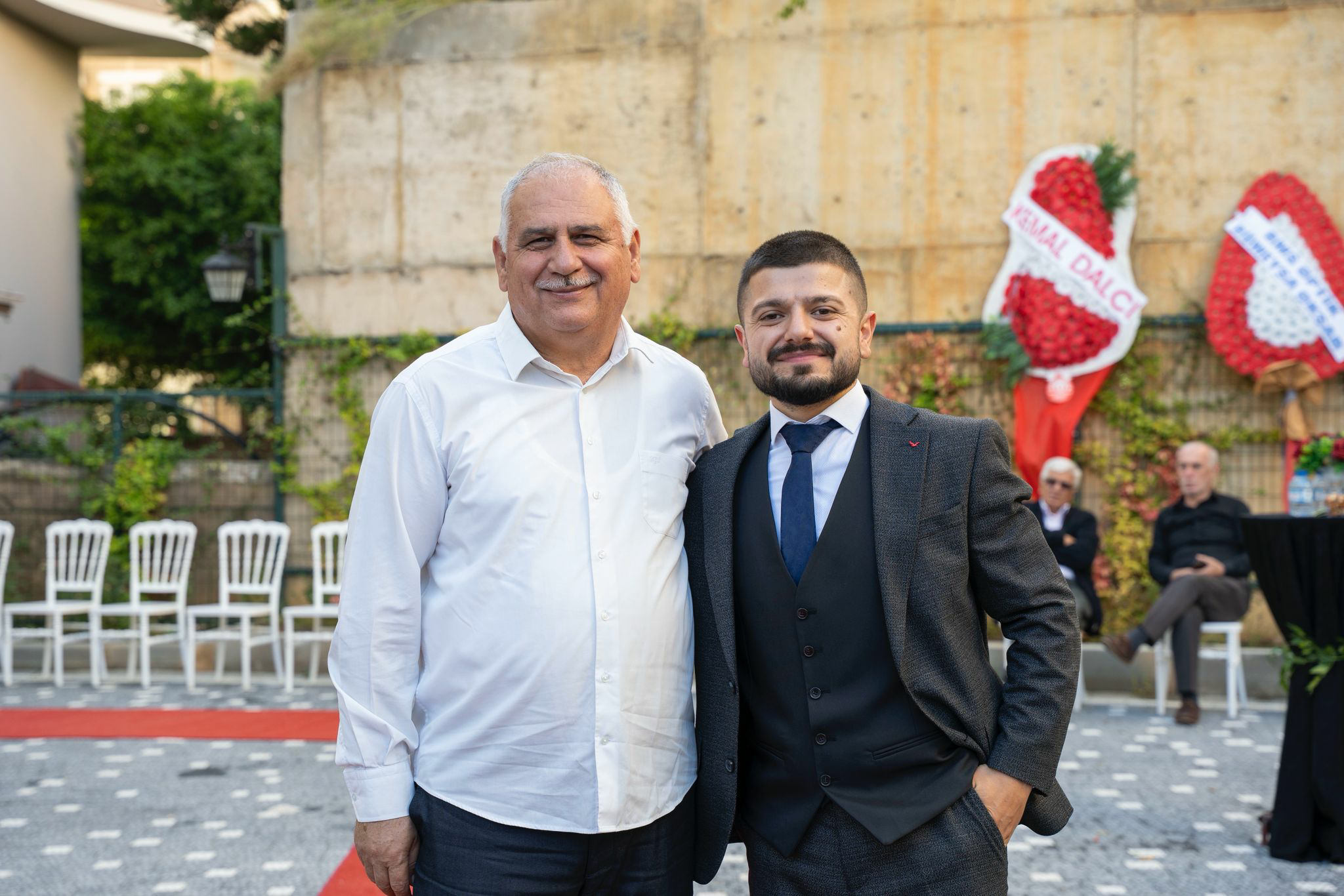 Df359B64 B071 4C94 95D5 Bf6Bbf5Be584