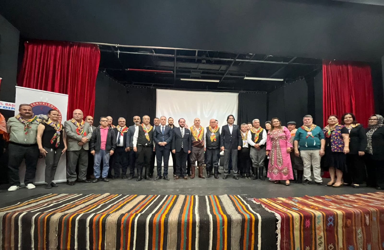 Meti̇ni̇çi̇.jpg 1