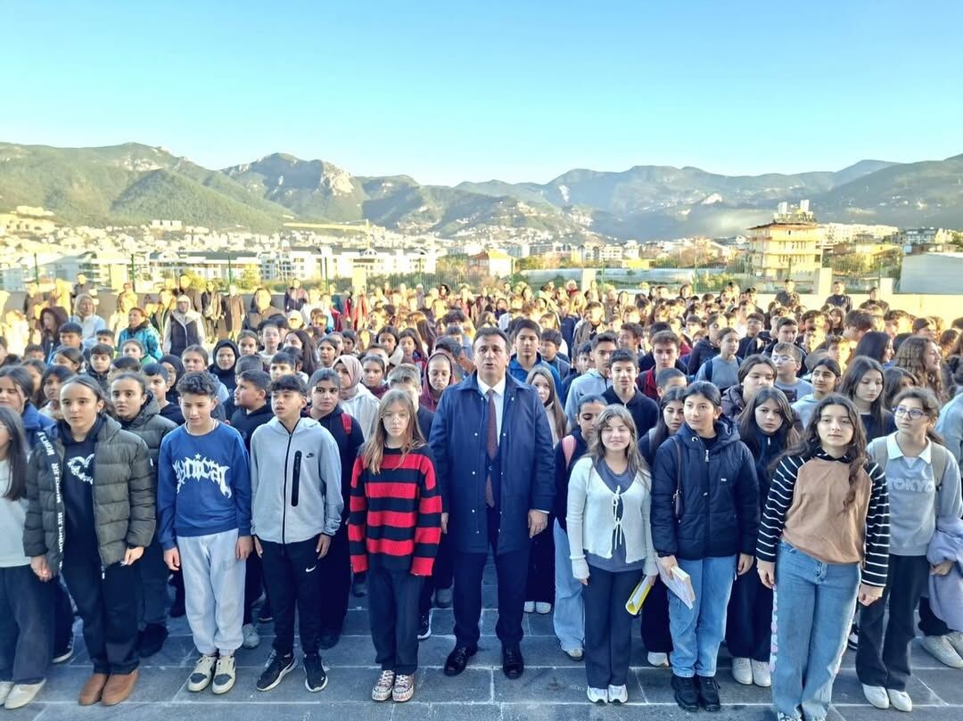 Hayırsever Devlet Işbirliği Ile Tamamlanan Ve Fiilen Eğitim Öğretime Başlayan 24 Derslikli Müved (2)