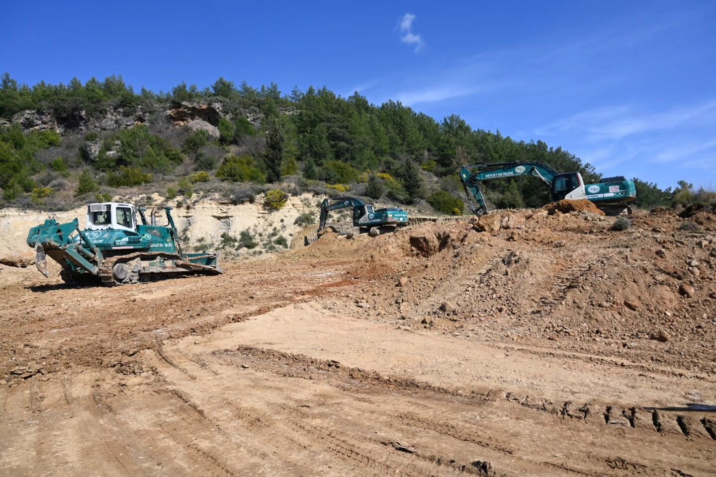 648128490 1326605212843457 3498185085920894618 N