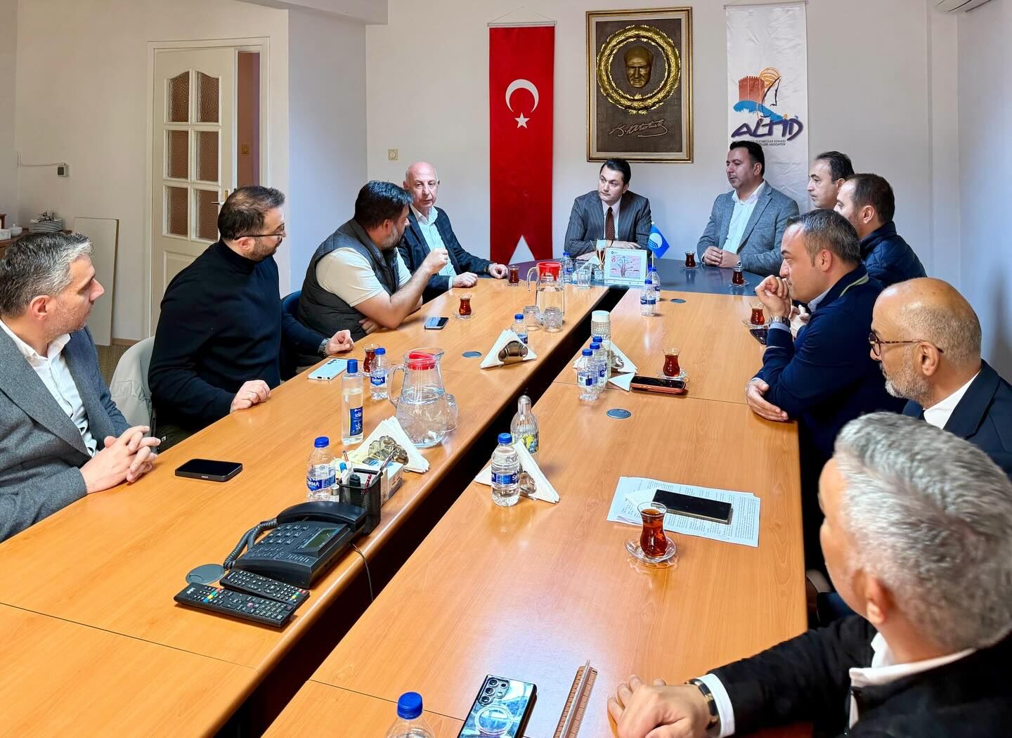 656197285 18330813067219924 6865006405681862844 N