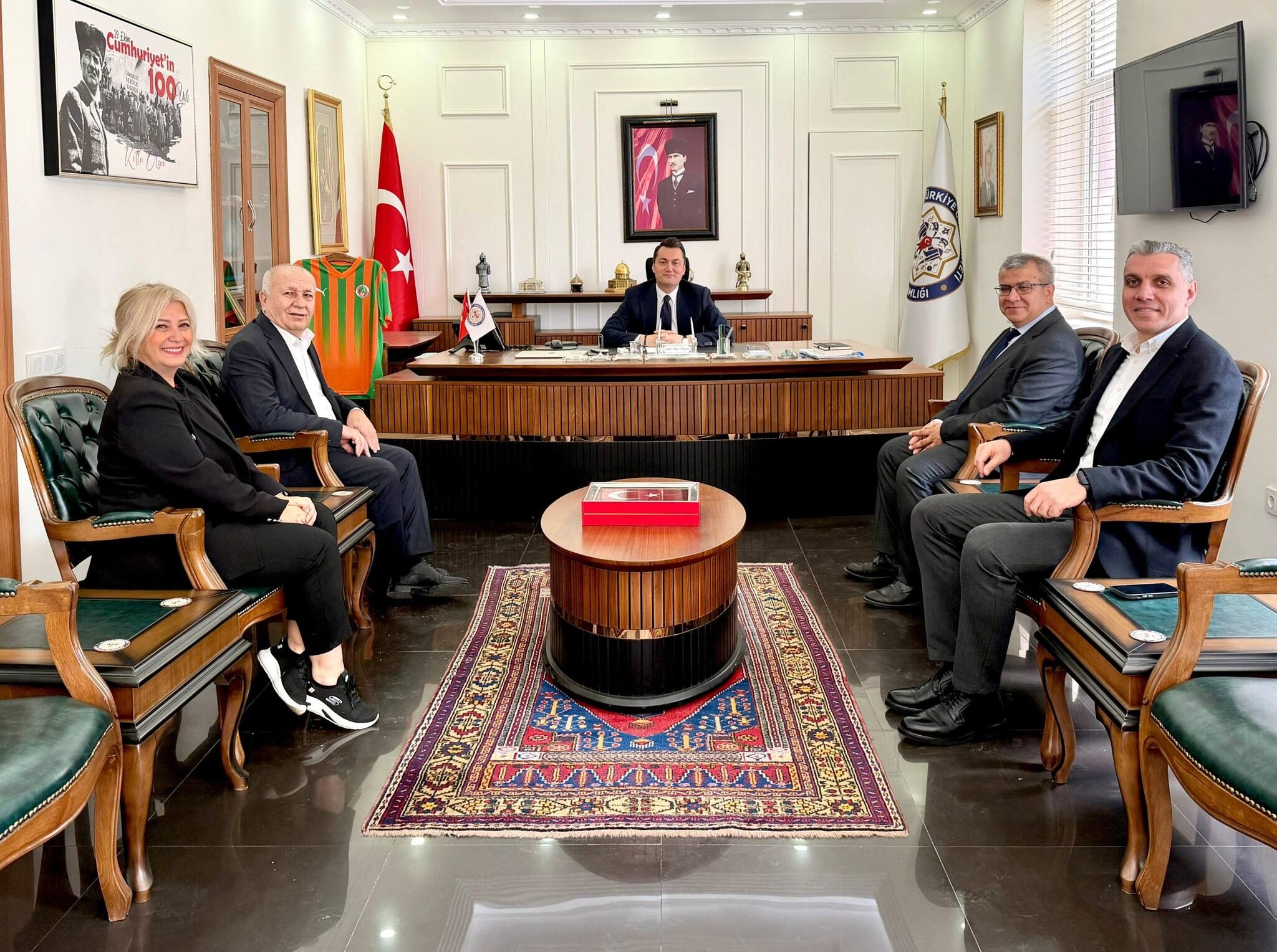 672684837 960389496346424 4960743042374572394 N