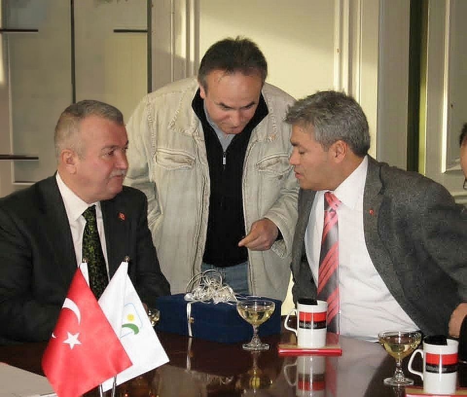 677125700 3097314223795812 730623587501379419 N