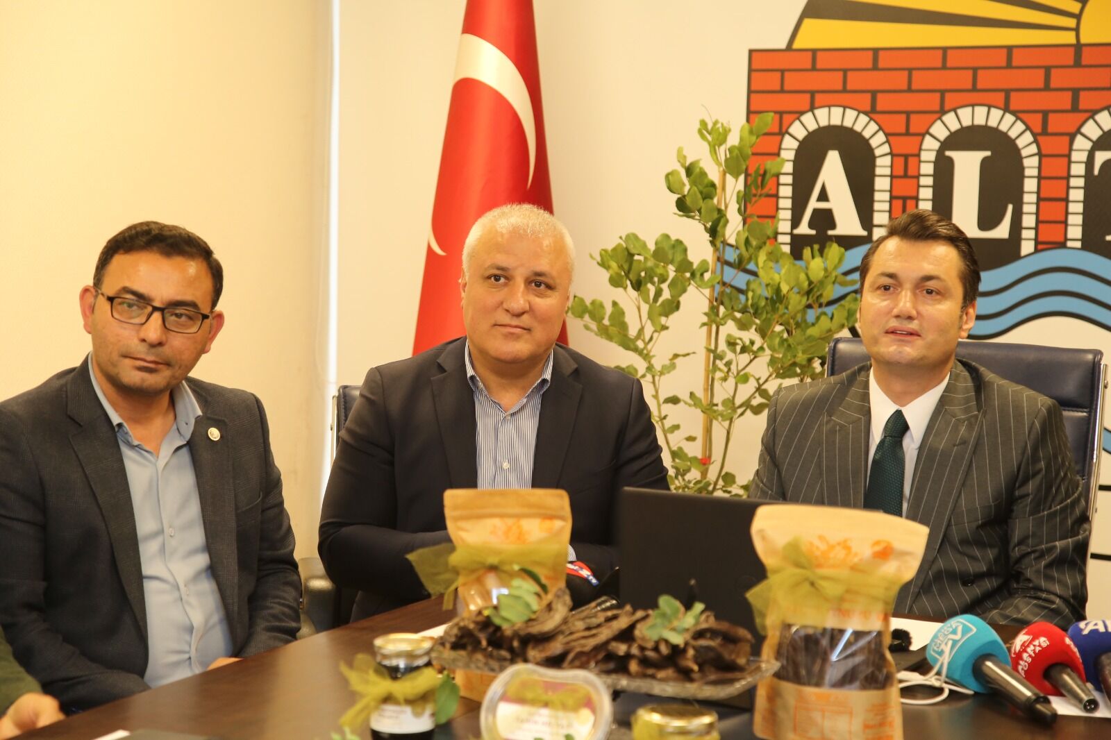 9C423C2C 713D 4767 Aedb 40Cd9Cf45Bd3