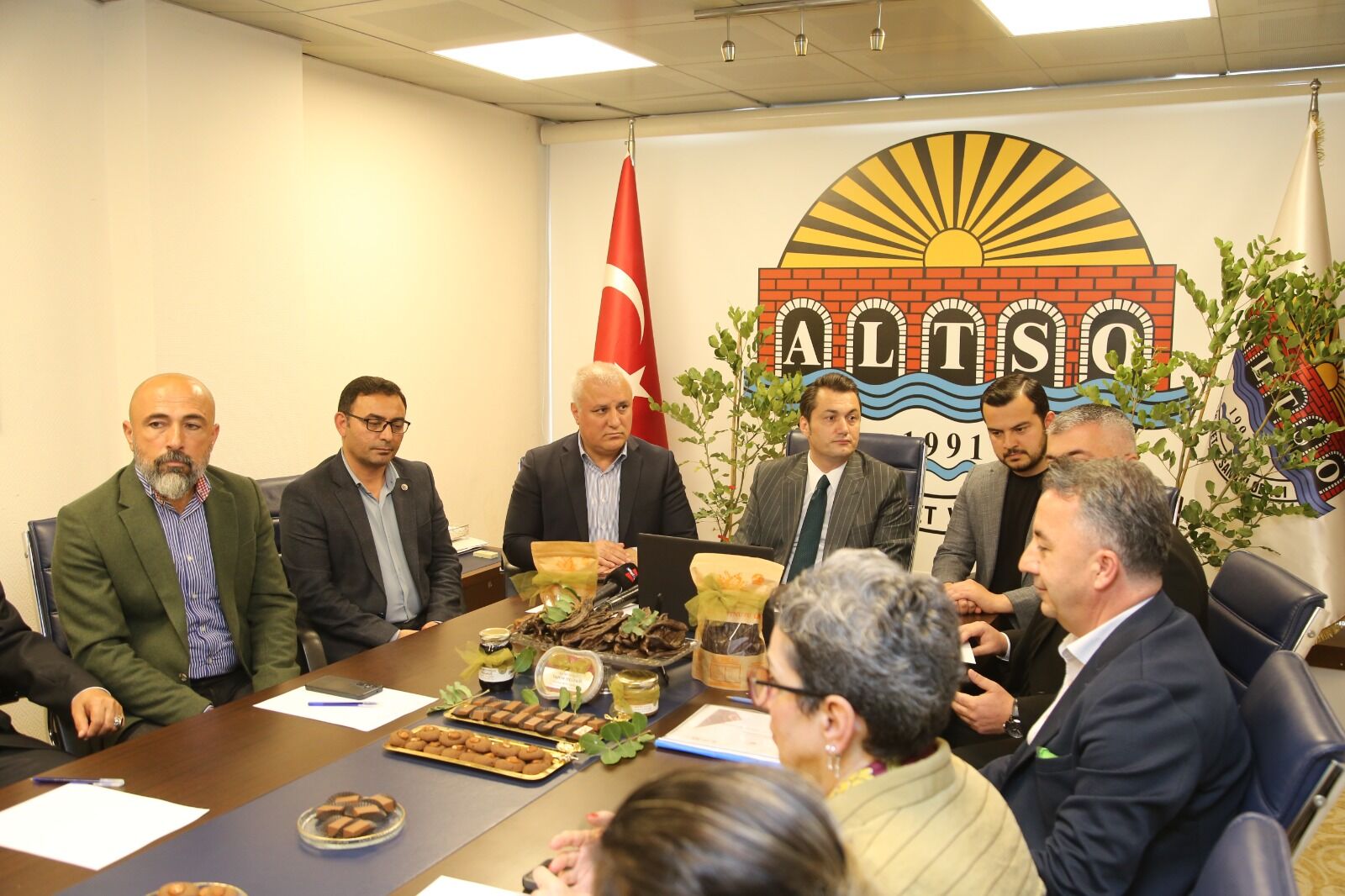 9E64Eab2 0493 40D8 Ae50 Dc26B24940Dc