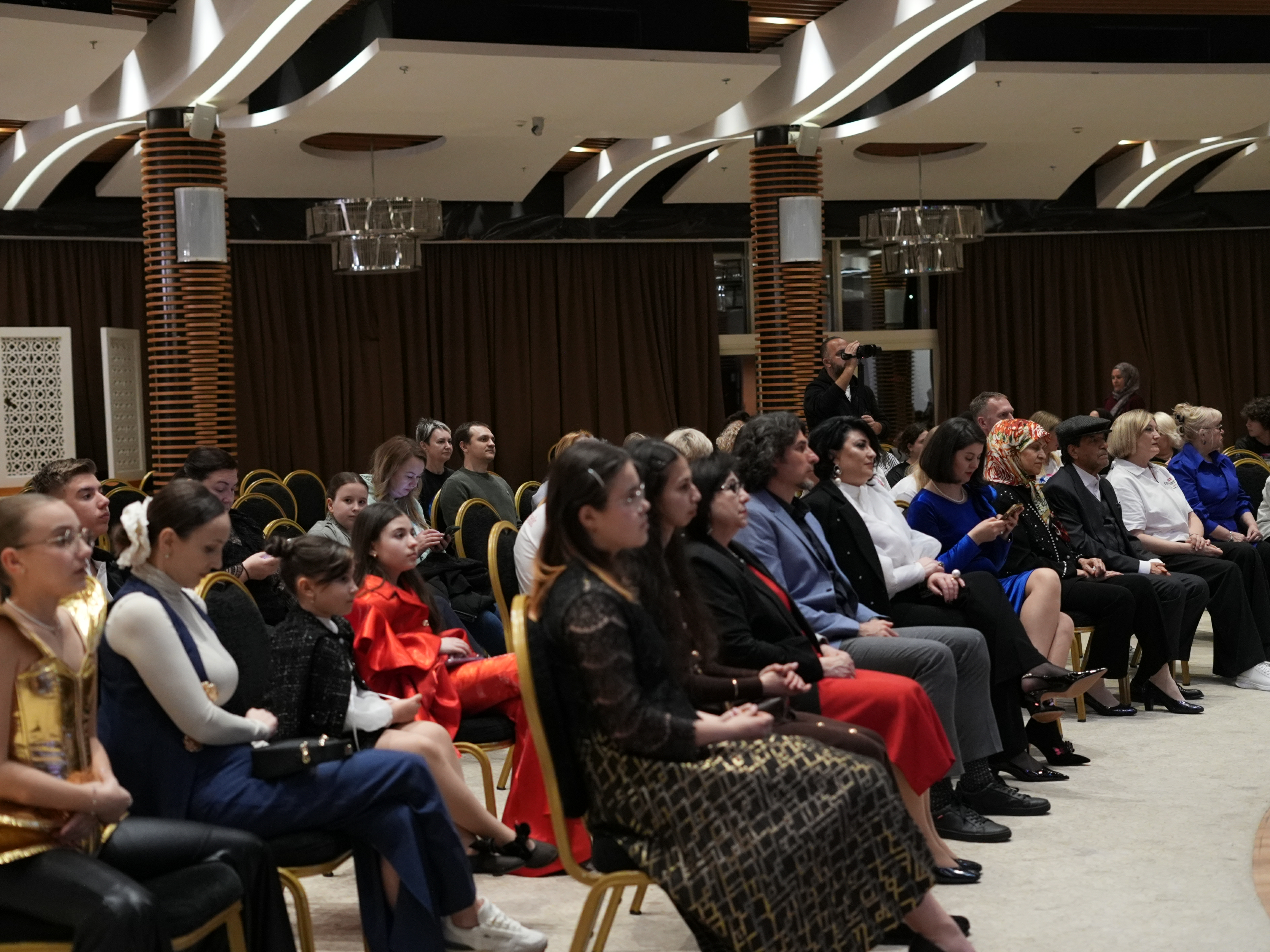 Beb4F5Ed 406B 42Ac 9E21 4D8B3700Bd7D