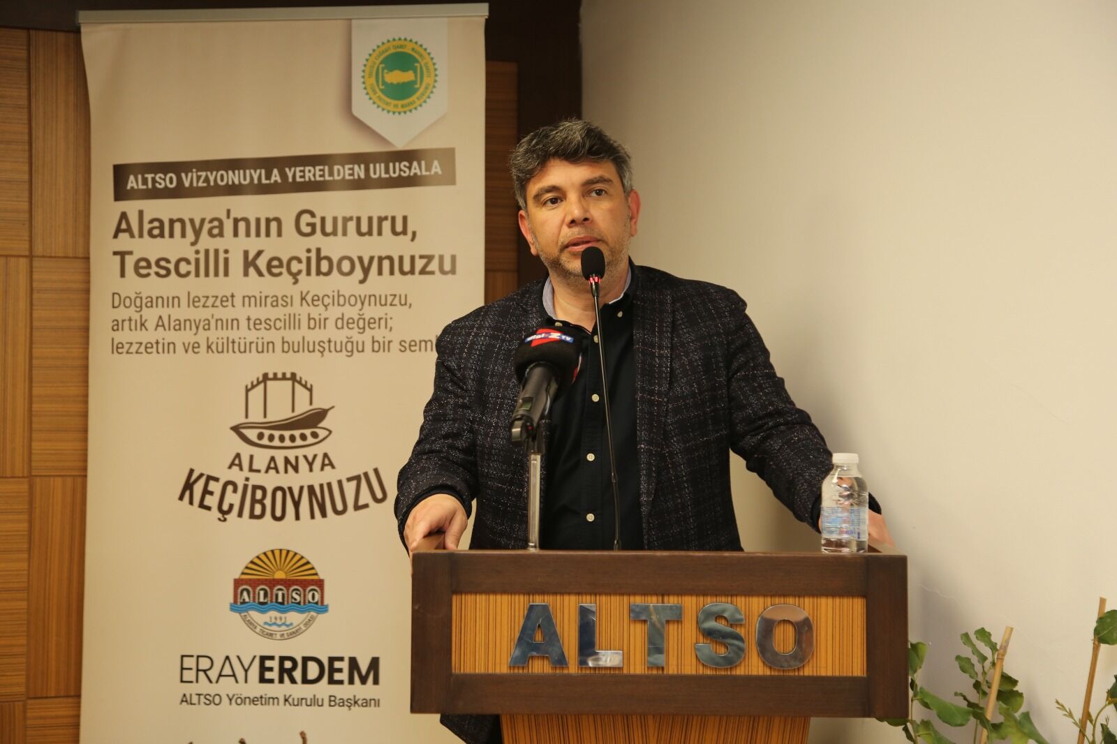 E9A79112 5Cc2 4Ca8 8Fb2 721A03206De9