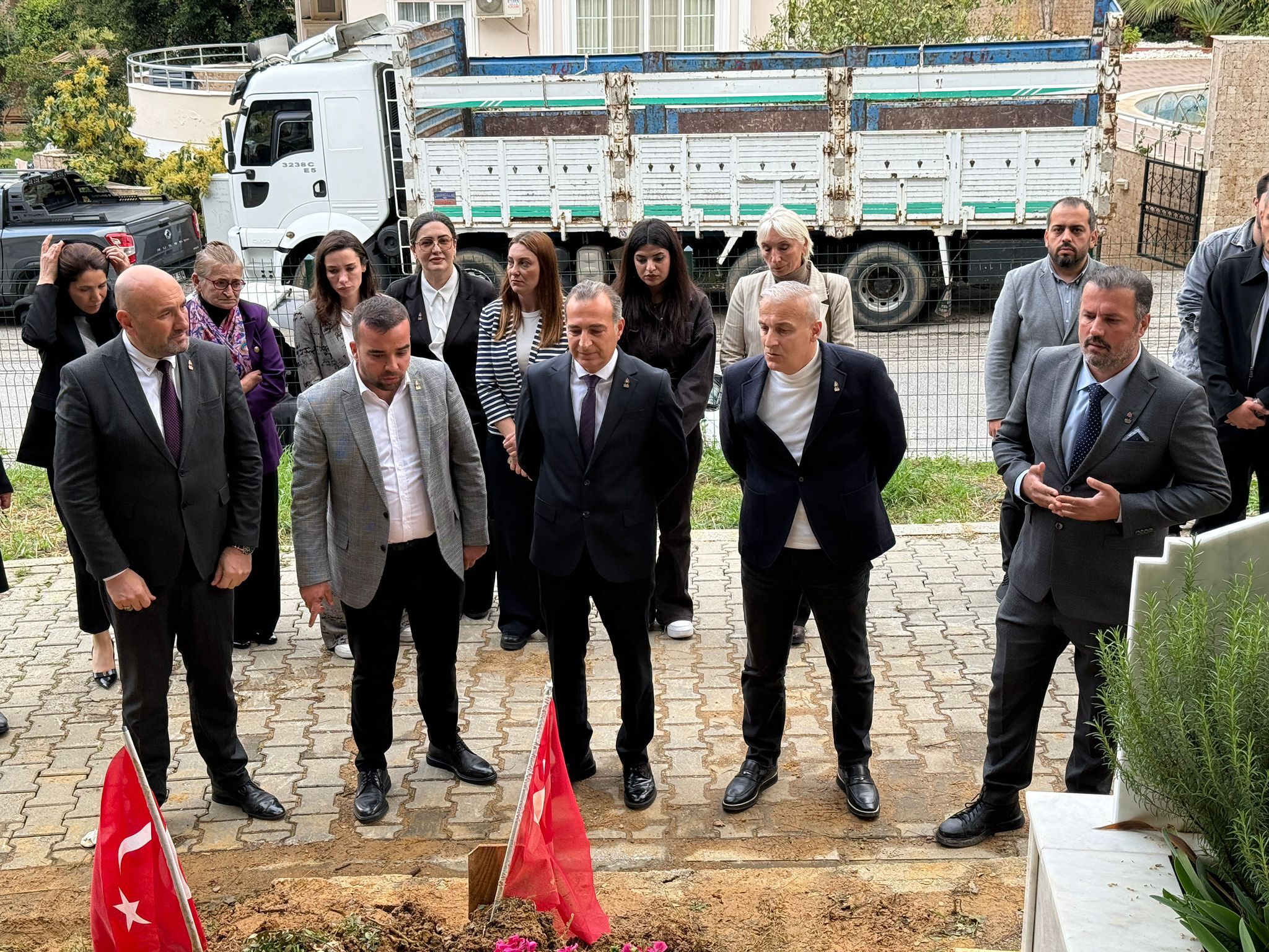 Whatsapp Image 2026 04 22 At 10.44.50 (1)