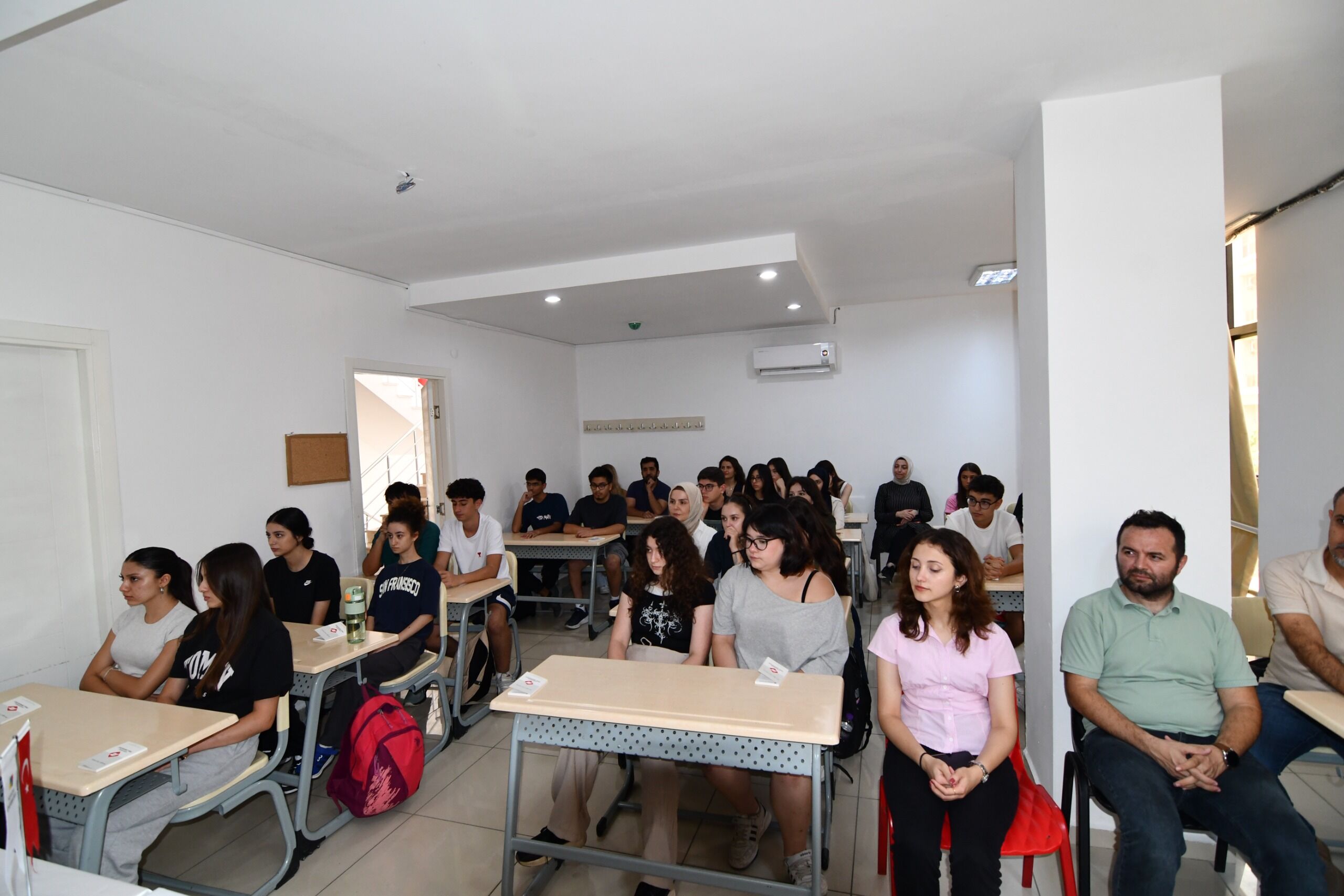 D7940Cc7 1393 4E7B Be08 7Bb44641E074