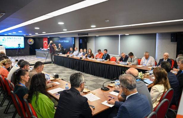 Ö Ö T Ö T Y