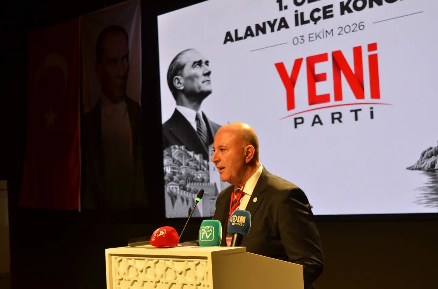 Başkan Kandemir’den Alanya TOKİ Projesine Tepki: “Konutların Takipçisi Olacağız”