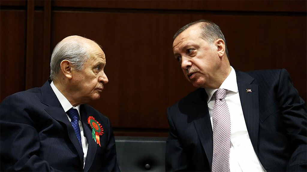 Bsuıa H U W9 A I