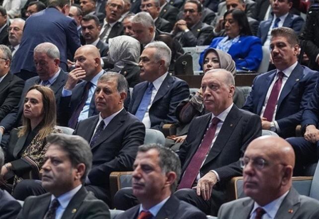 Erdoğan, Cemil Tugay İle Yan Yana Oturdu: “İzmir Bugün Bir Başka”